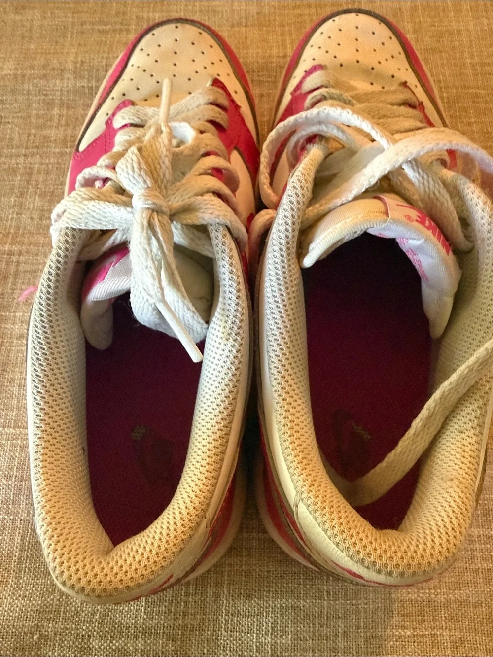 Nike bold white